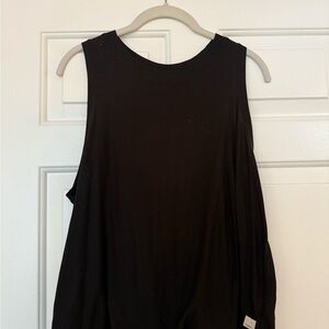 Vuori Black Cut Out Muscle Tee